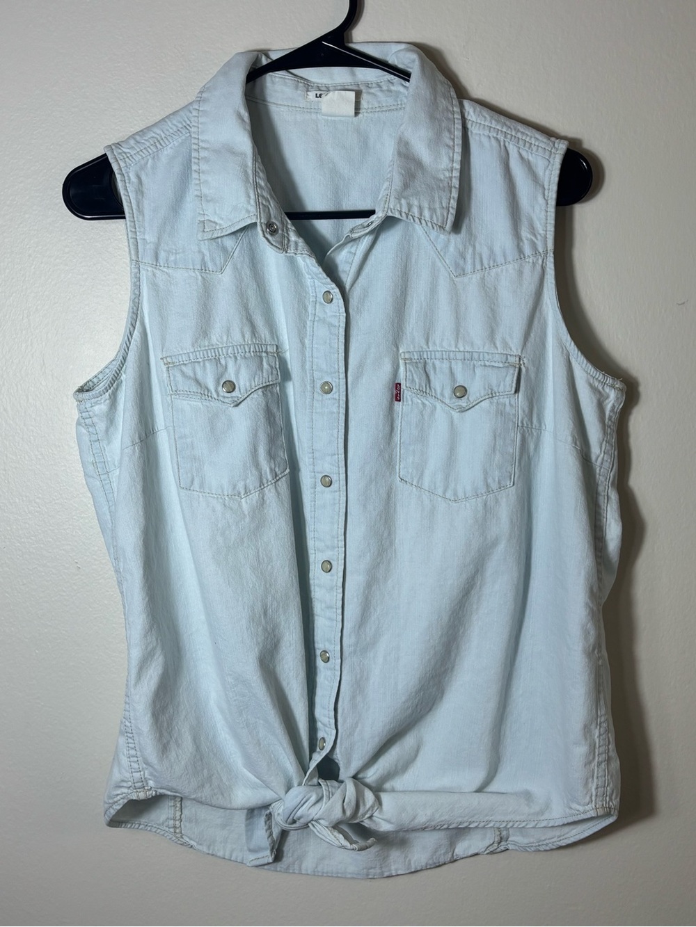 Levi's Light Wash Sleeveless Denim Tie-Front Tank Sz L